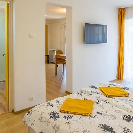Aqua Apartament